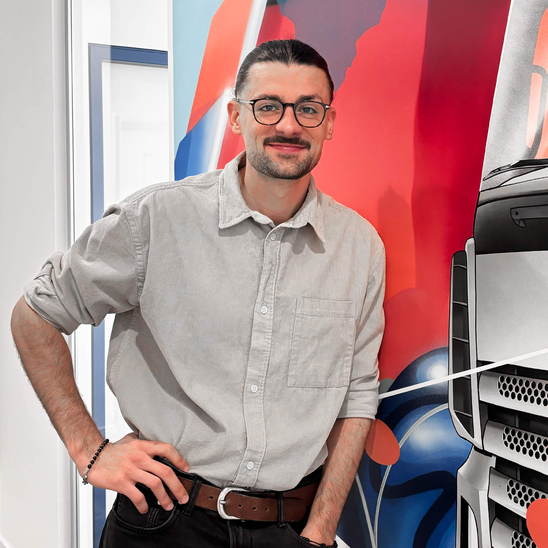 HMS-David-Novakovic-quadrat